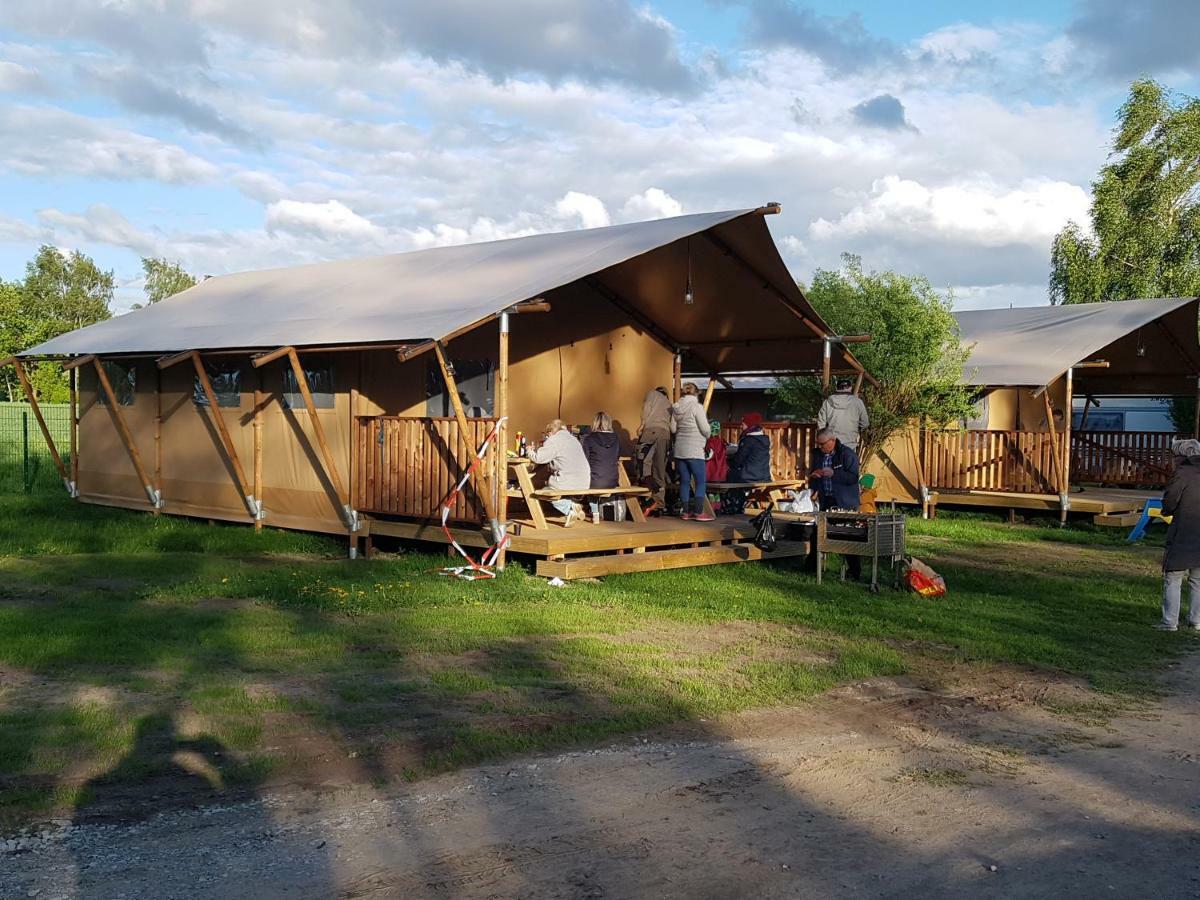 Versmold Glamping Heidekamp酒店 外观 照片