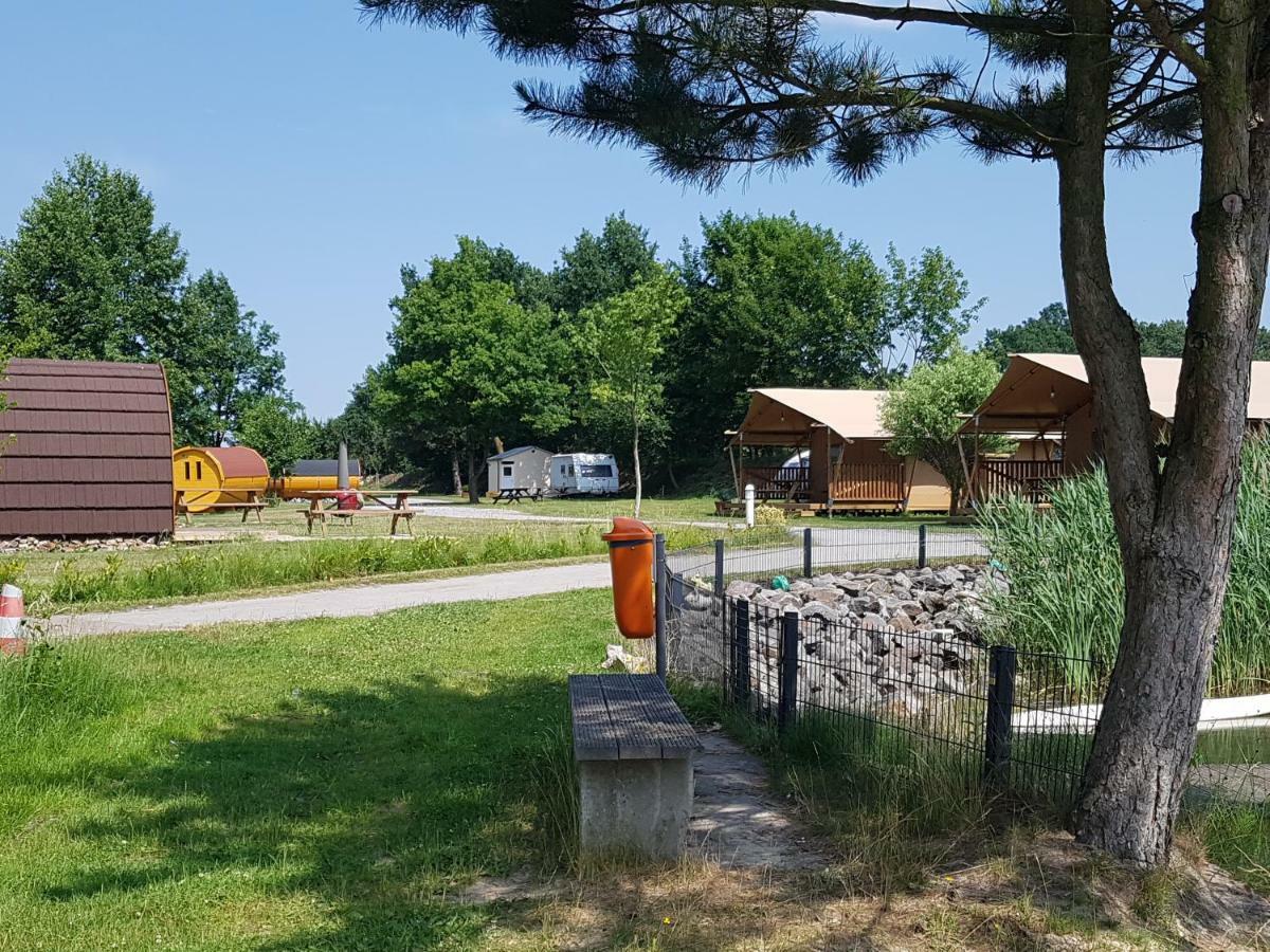 Versmold Glamping Heidekamp酒店 外观 照片